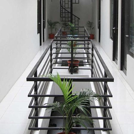 D'Paragon Dwikora Hotel Palembang Luaran gambar